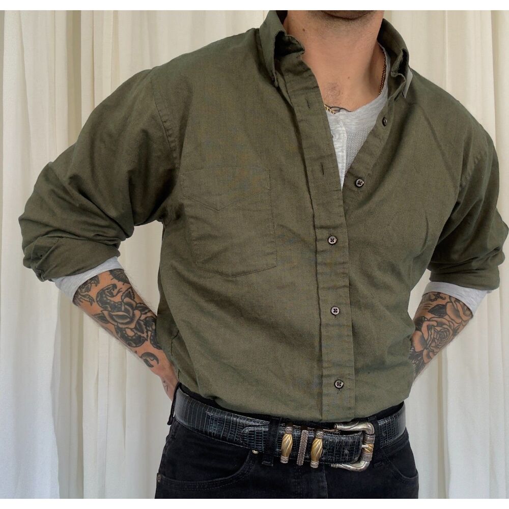 Dark Green Arrow button down size Large - image 3